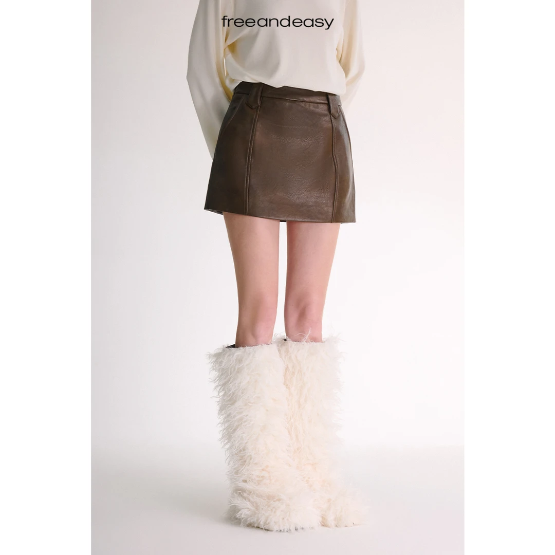 FAEfreeandeasy"毒&药 肌理感皮质短裙" K43074