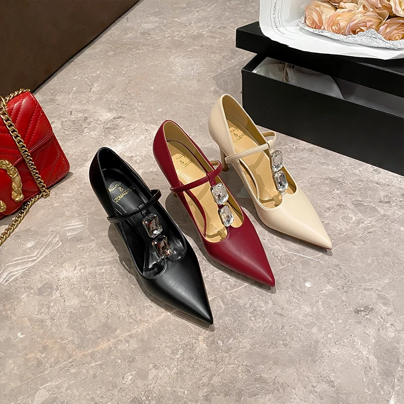 2025秋冬季新款气质一字带黑色单鞋网红性感细跟水钻浅口高跟鞋女