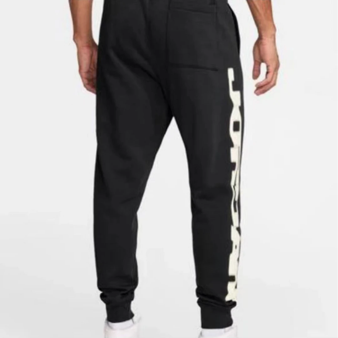 NIKE/耐克AIR JORDAN 男款黑色经典加绒运动针织长裤FV7230010