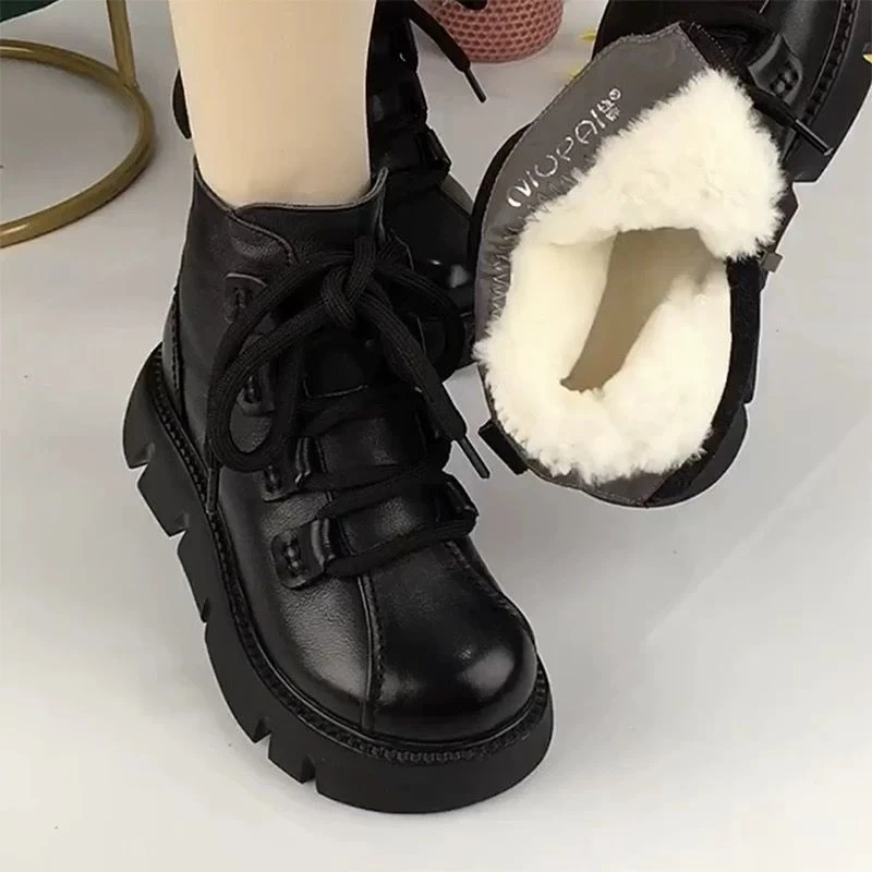 东北加厚棉靴女冬季加绒保暖短靴厚底防滑皮毛一体雪地靴妈妈棉鞋