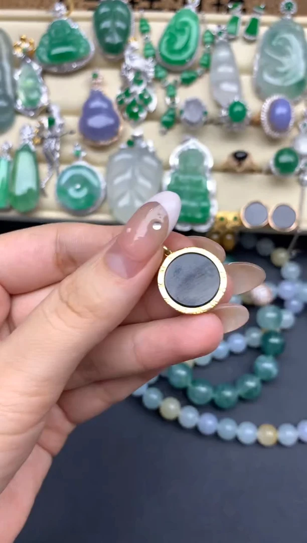 【闪购商品】翡翠颈饰18K金镶嵌296-多人