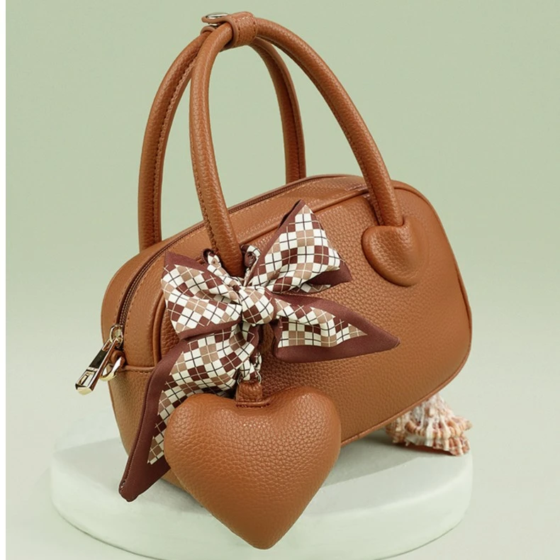 稻草人包包女夏2024新款简约休闲单肩包百搭通勤斜挎包小众手提包