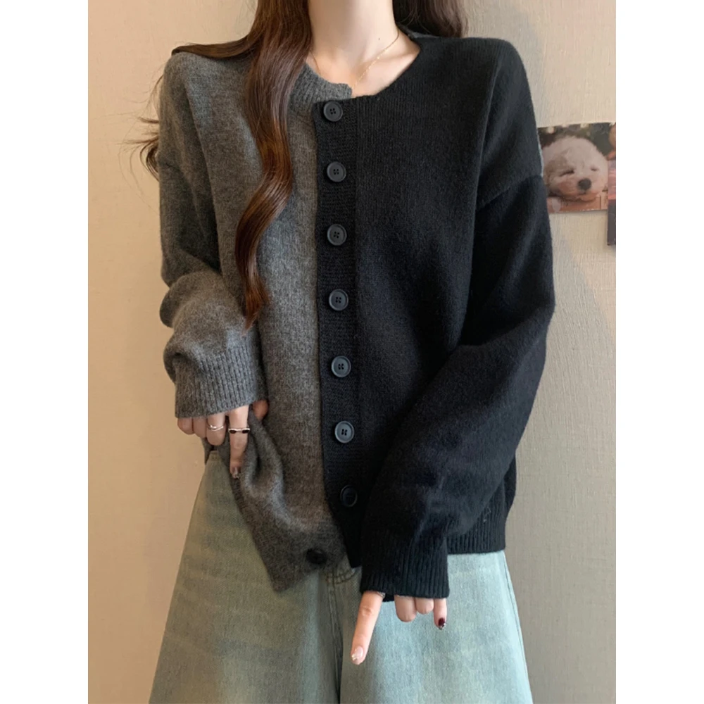 大码女装遮肚子不规则撞色毛衣针织衫春秋胖妹妹显瘦别致开衫外套