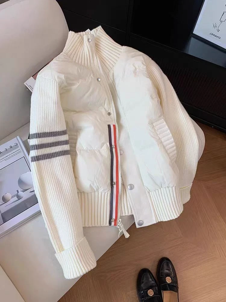 8899时尚气质潮流百立领秋冬季拼接休闲简约保暖针织袖羽绒服