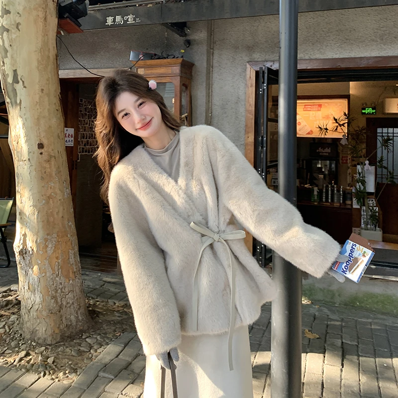 水貂绒环保皮草2025女士冬季爆款收腰短款系带高贵上档次毛毛外套