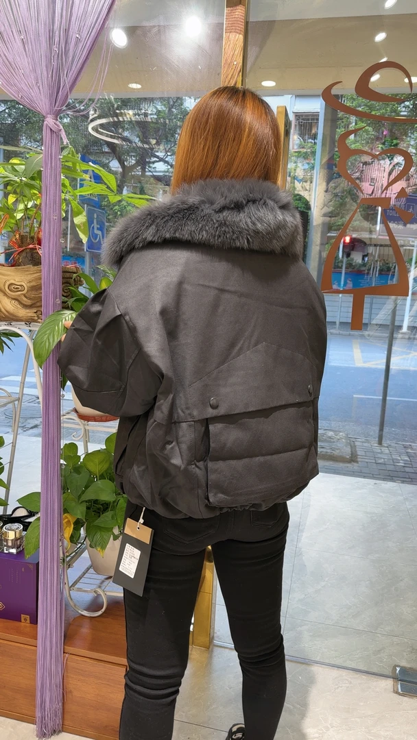 新款冬季派克服女款加厚加绒时尚休闲百搭皮毛一体