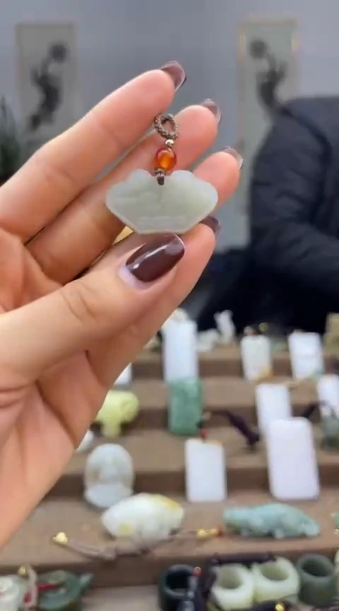 【闪购商品】和田玉挂件未镶嵌1