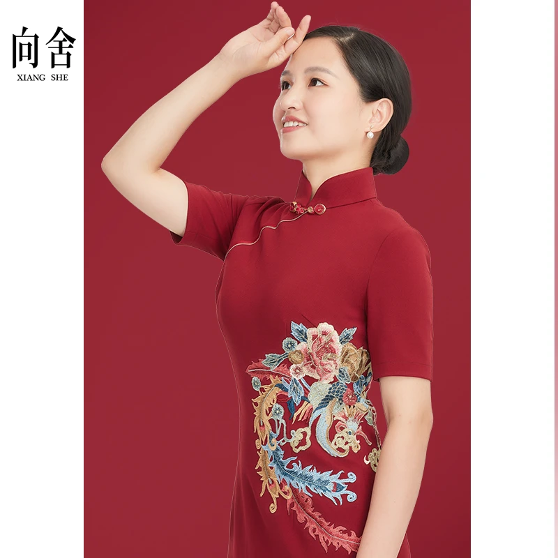2023新款凤穿牡丹走秀旗袍(酒红色)高档夏季连衣裙复古改良长款