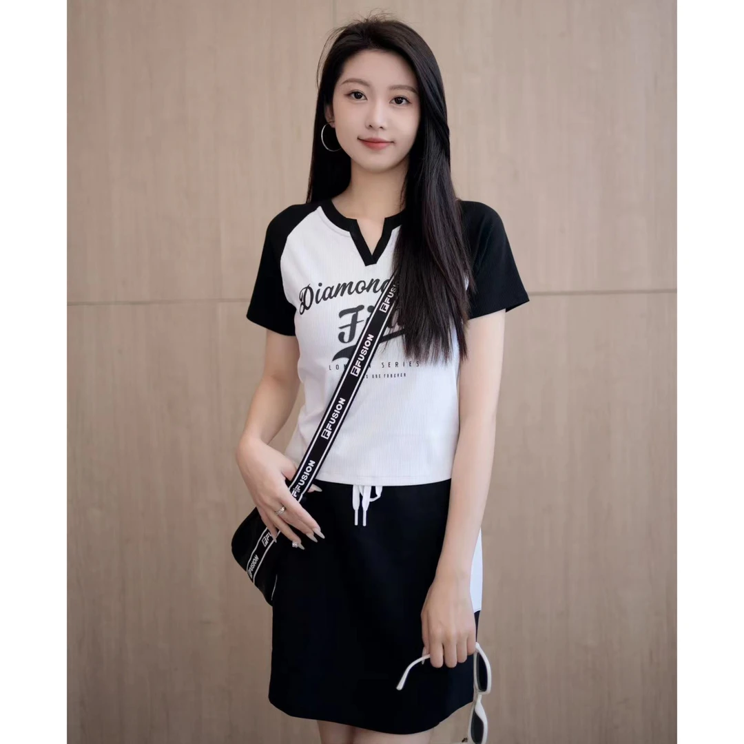 斐乐潮牌短袖女士夏季休闲宽松针织T恤衫T11W332107