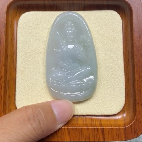 翡翠颈饰未镶嵌挂件挂绳一条