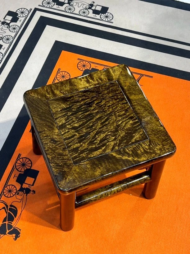 金丝楠木绿料富贵凳