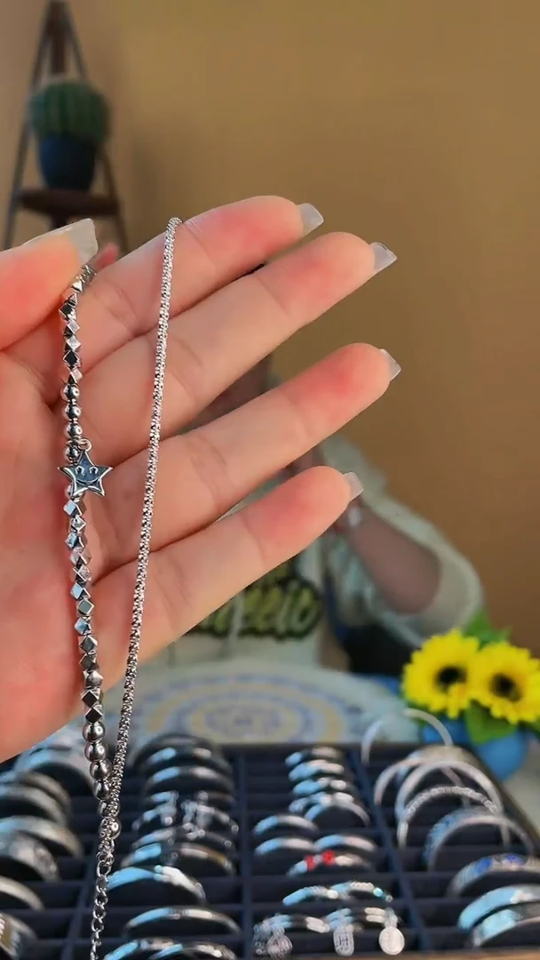 【闪购商品】银银好看的不得行的就