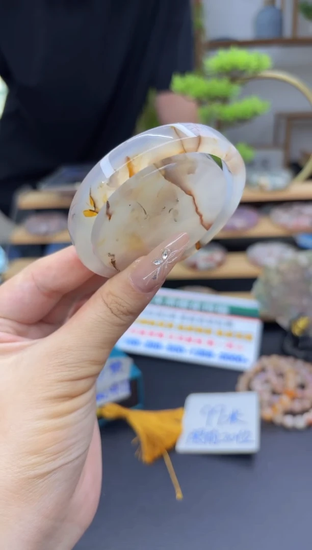 【闪购商品】石英质玉手镯未镶嵌A1458(58圈赠送镯心)