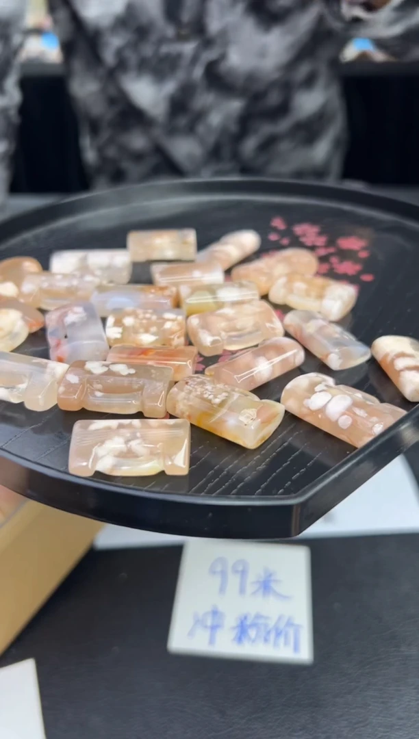 【闪购商品】石英质玉手镯未镶嵌14 （吊坠送绳子）