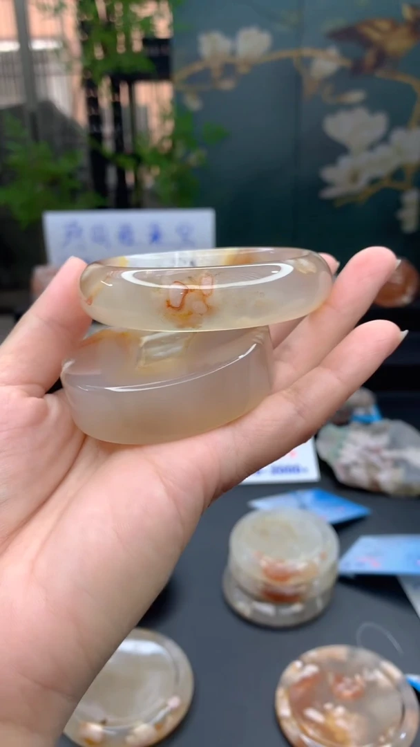 【闪购商品】石英质玉手镯未镶嵌C1054(57圈赠送镯心)