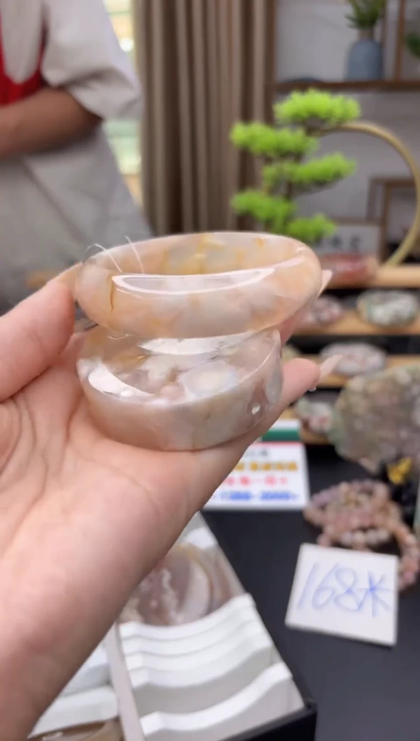 【闪购商品】石英质玉手镯未镶嵌A1531(59圈赠送镯心)