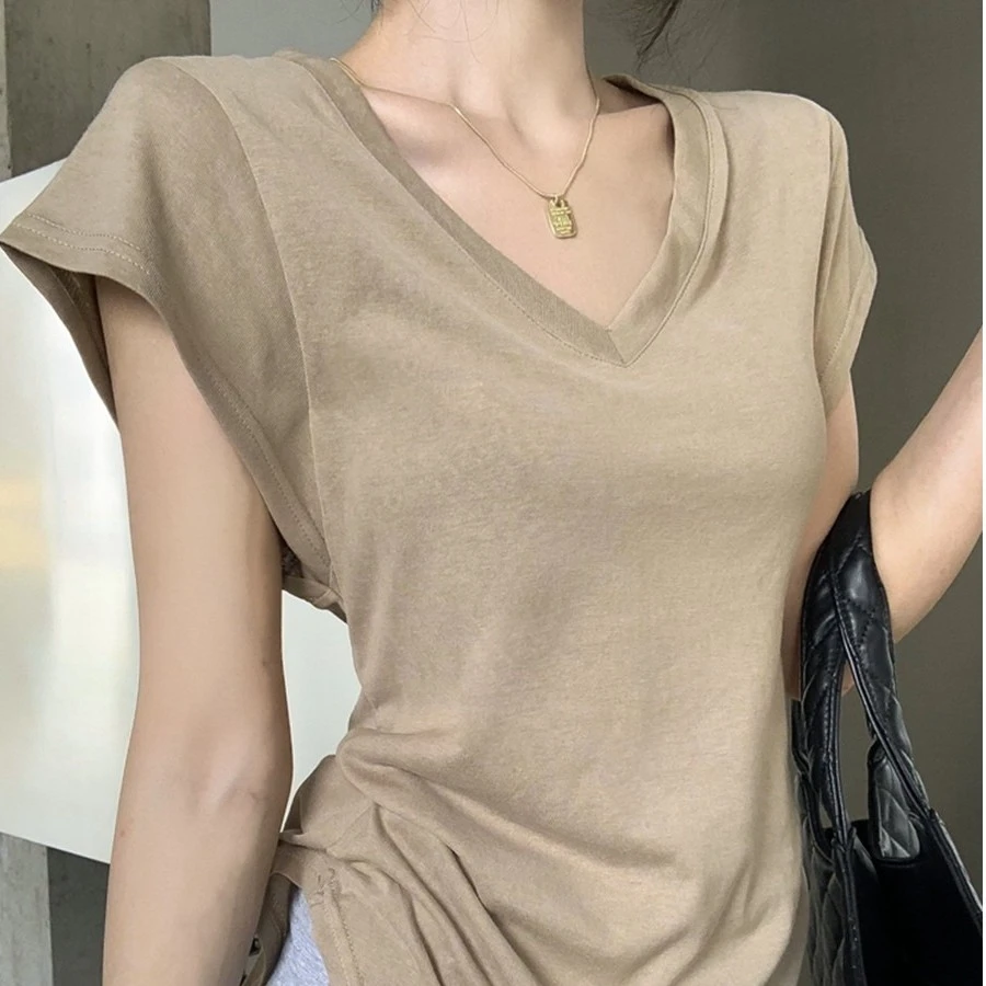 大码女装夏季港风落肩收腰抽褶V领正肩短袖T恤ins显瘦纸片人上衣