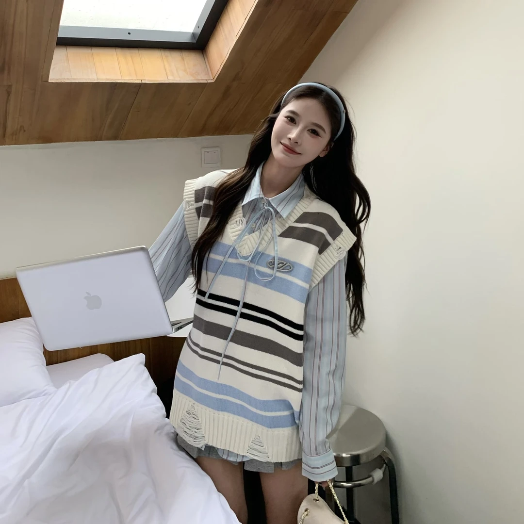 3MER哦哦三妹 慵懒学院风设计感条纹针织马甲女秋季叠穿背心毛衣