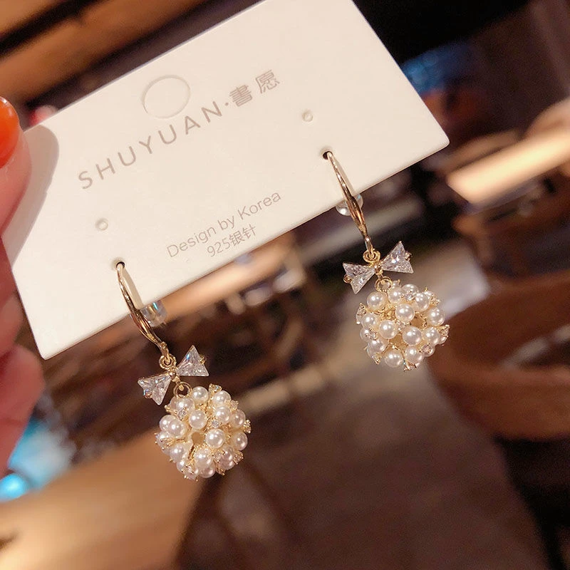 春夏耳环女2023年新款潮韩国气质网红高级感轻奢花球耳饰耳坠