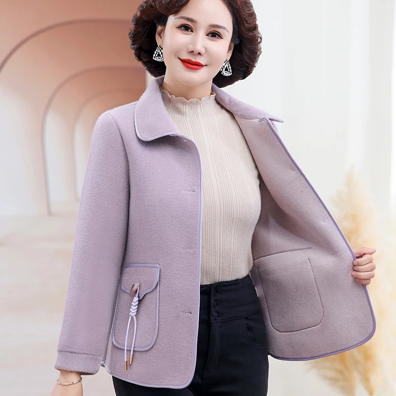 2024新款冬装高端气质皮毛一体毛呢外套女短款中老年妈妈加厚保暖