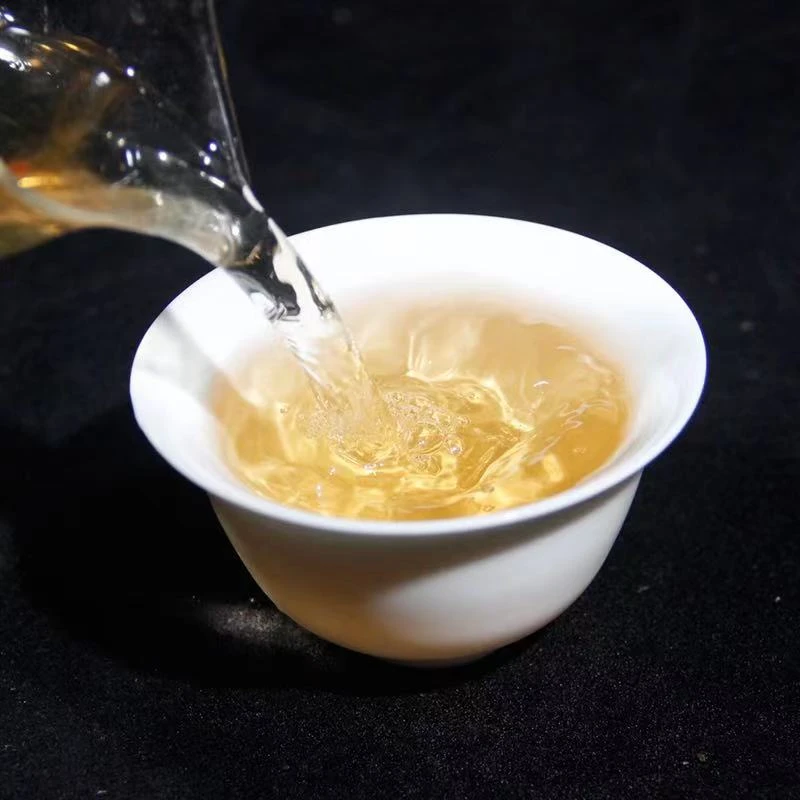 2015年荒山茶生茶260克