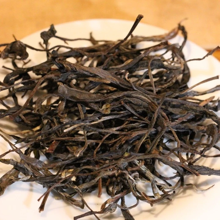 【预售】15年麻黑饼翘的70克+2015年刮风寨饼翘的150克