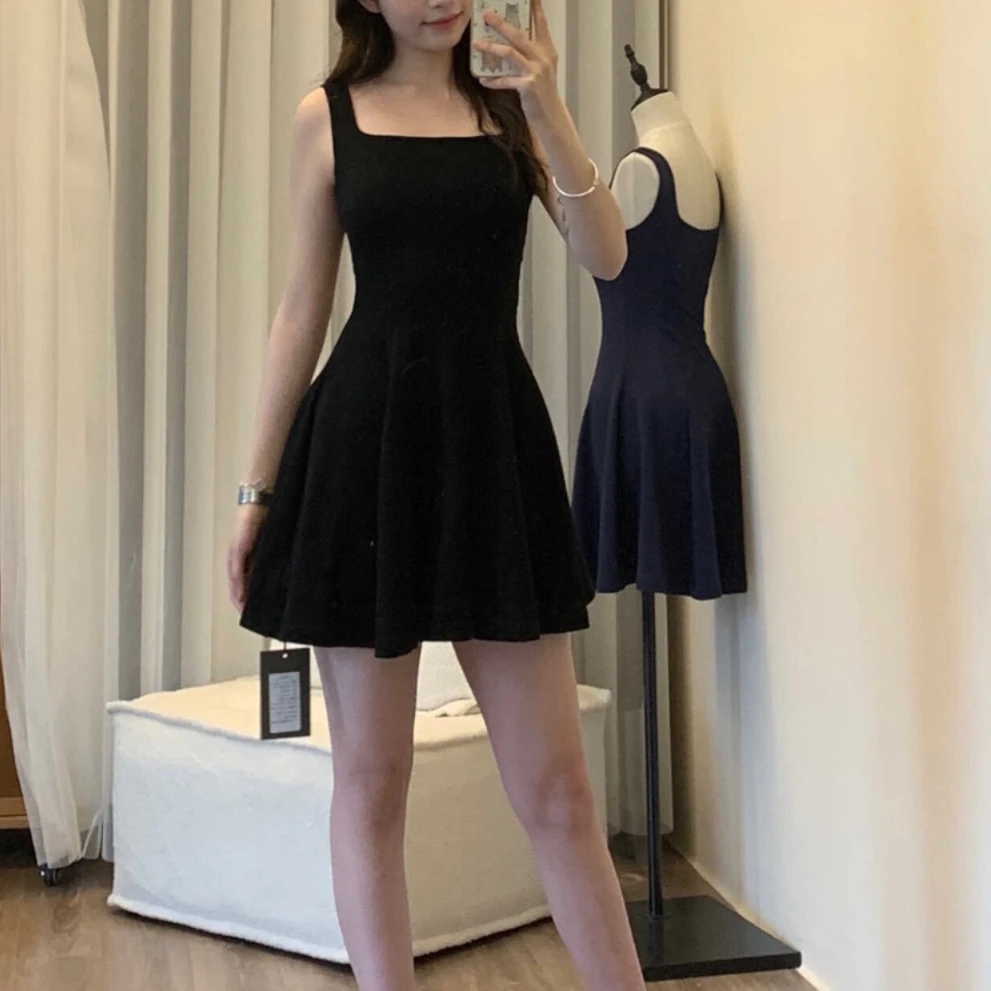 黑色无袖背心小黑裙女夏季裙子小个子辣妹短裙吊带收腰显瘦a字裙