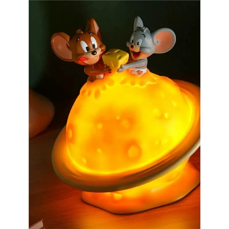 正版SoapStudio猫和老鼠杰瑞鼠泰菲芝士月球小夜灯卧室床头灯摆件