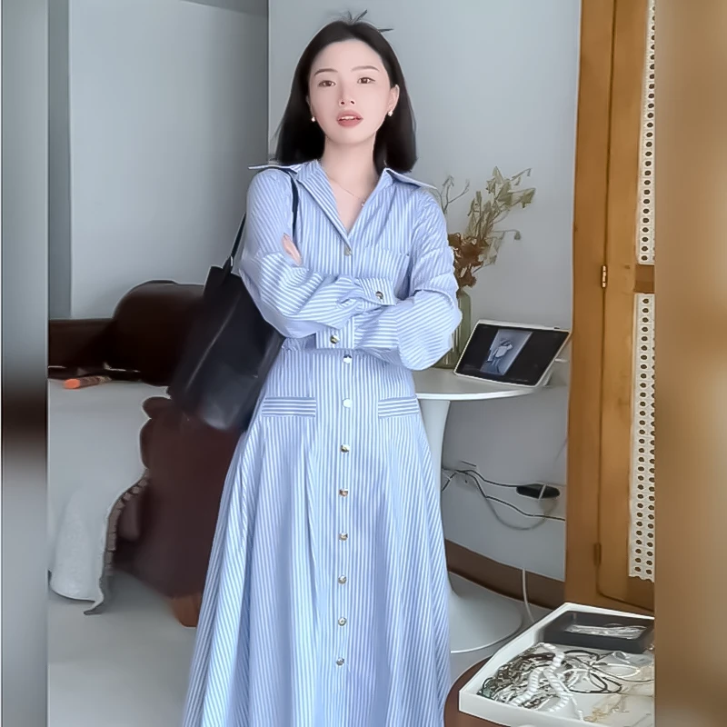 【GJ】2025新款女法式长袖Polo领蓝色条纹收腰衬衫式夏季连衣裙6742