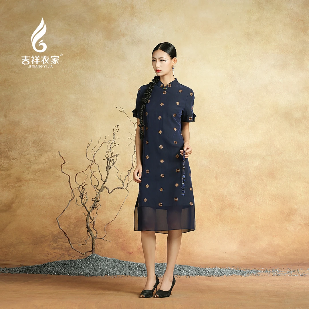 JIXIANGYIJIA/吉祥衣家淡艳自生光（连衣裙）942237008