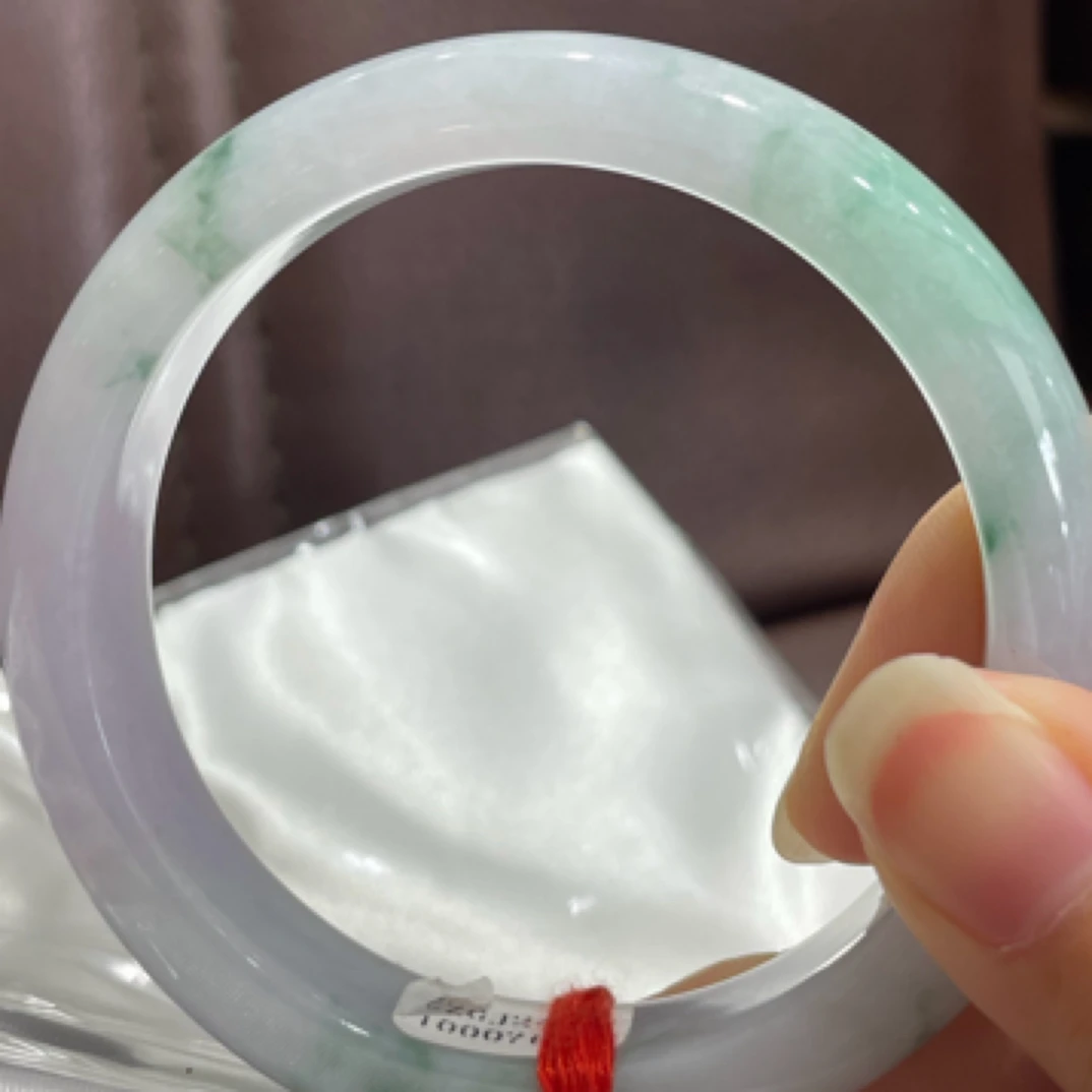 缅a翡翠手镯春彩55.8圈