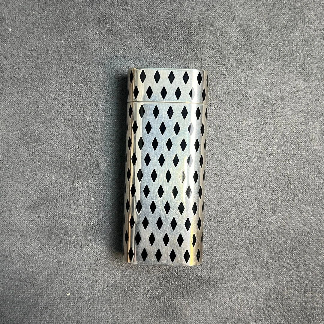 短卡银色菱形纹打火机直播专用链接使用