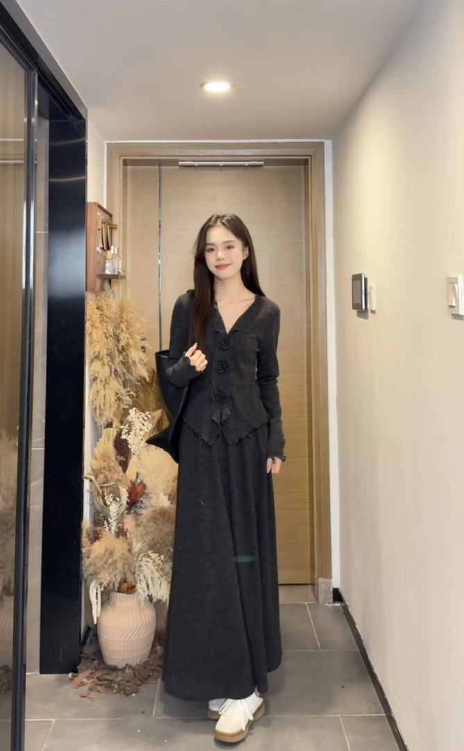 AN.XIN【安妮霍尔】法式温柔套装～加厚针织上衣+高腰半身裙2566