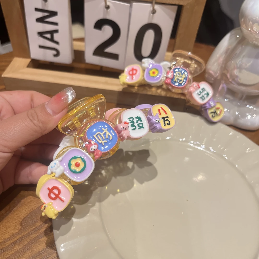 超嗲麻将~发夹女后脑勺可爱三小只鲨鱼夹子头饰2023年新款春夏抓
