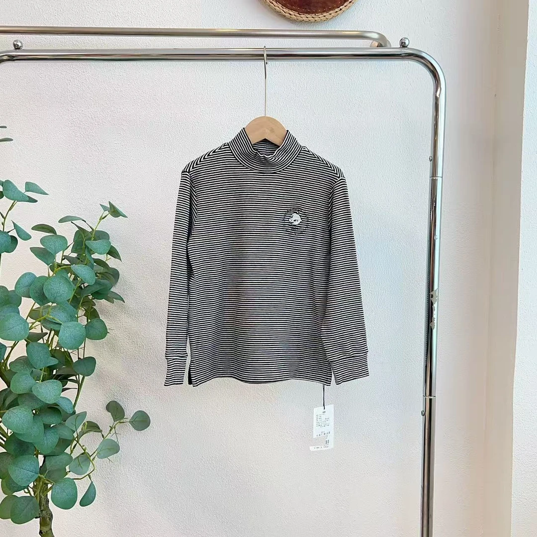 8062诺黑白条微瑕打底衫