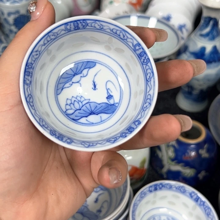 景德镇陶瓷玲珑加彩面碗恋**暇