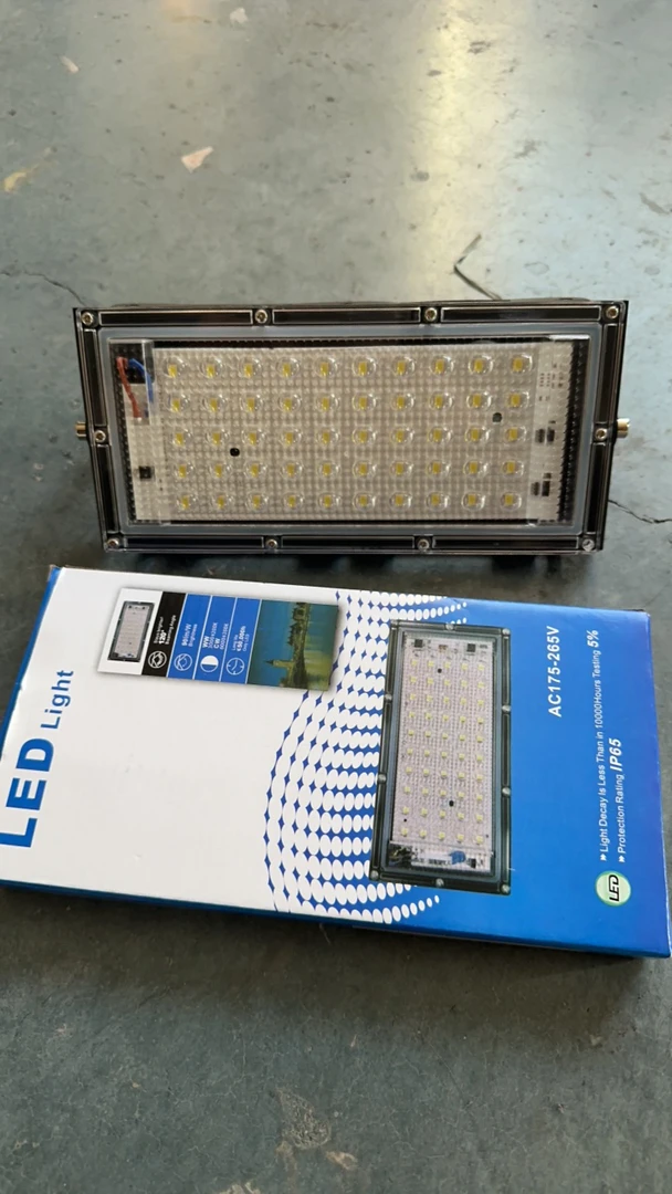 220vled工地照明灯超亮50W户外防水碘钨灯投光施工