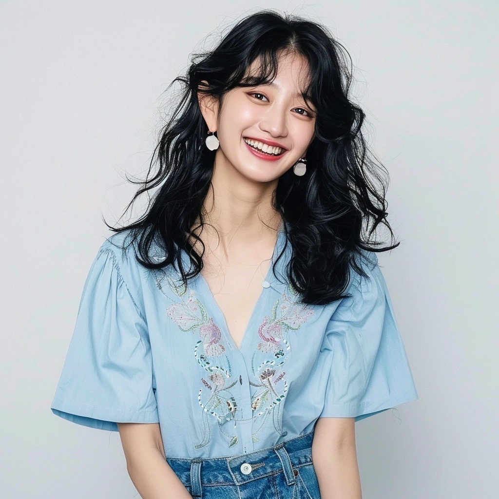 气质V领碎花衬衫女夏季2025新款爆款茶里茶气别致宽松绝美小上衣