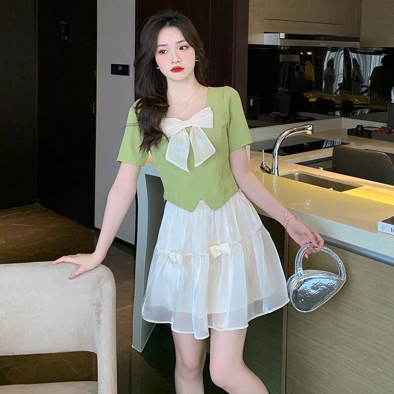 小香风法式甜美气质短款时尚夏季方领蝴蝶结小衫短裙两件套