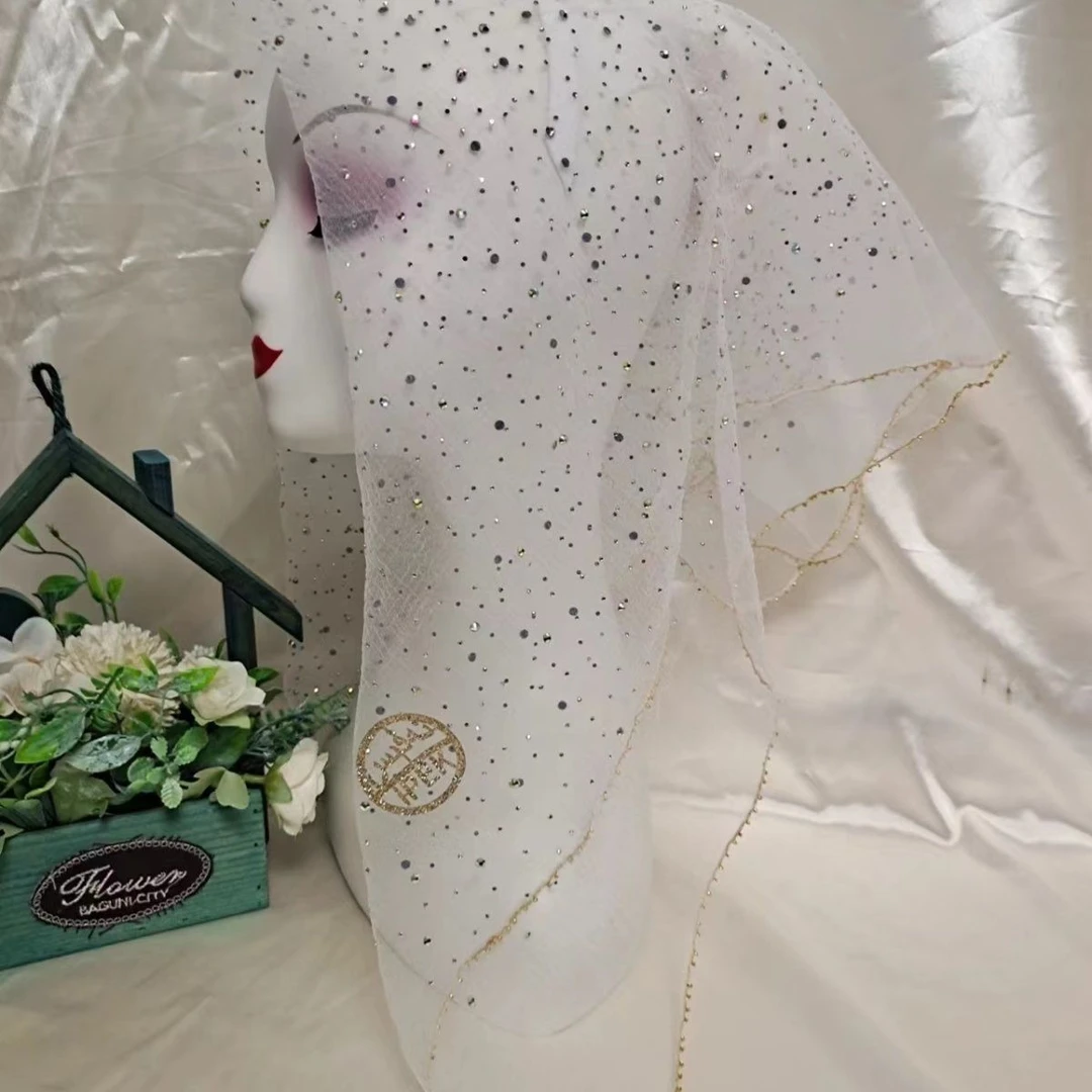 新款爆款春夏季时尚烫钻透气泡泡纱休闲正方形头巾边角带珠子的款