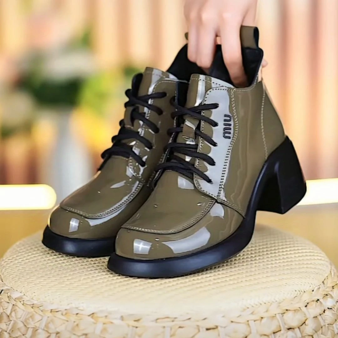 圆头马丁靴英伦风软皮漆皮短靴单靴粗跟女鞋靴子女靴真皮亮皮皮鞋