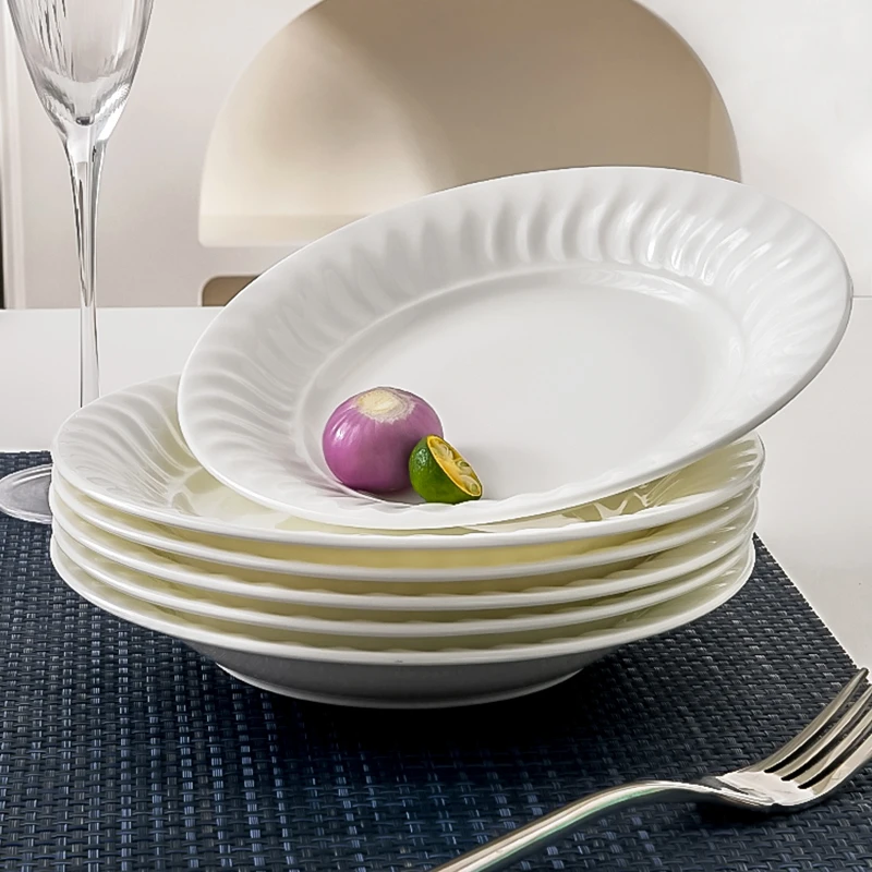 创意陶瓷盘子轻奢浮雕菜盘深盘微波炉深口汤盘子家用骨瓷菜盘子