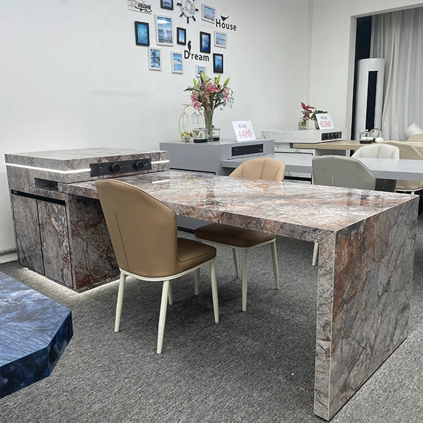 威尼斯金轻奢岩板岛台餐桌一体