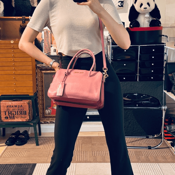 95新 MIU MIU/缪缪 牙牙 粉金miu手提包