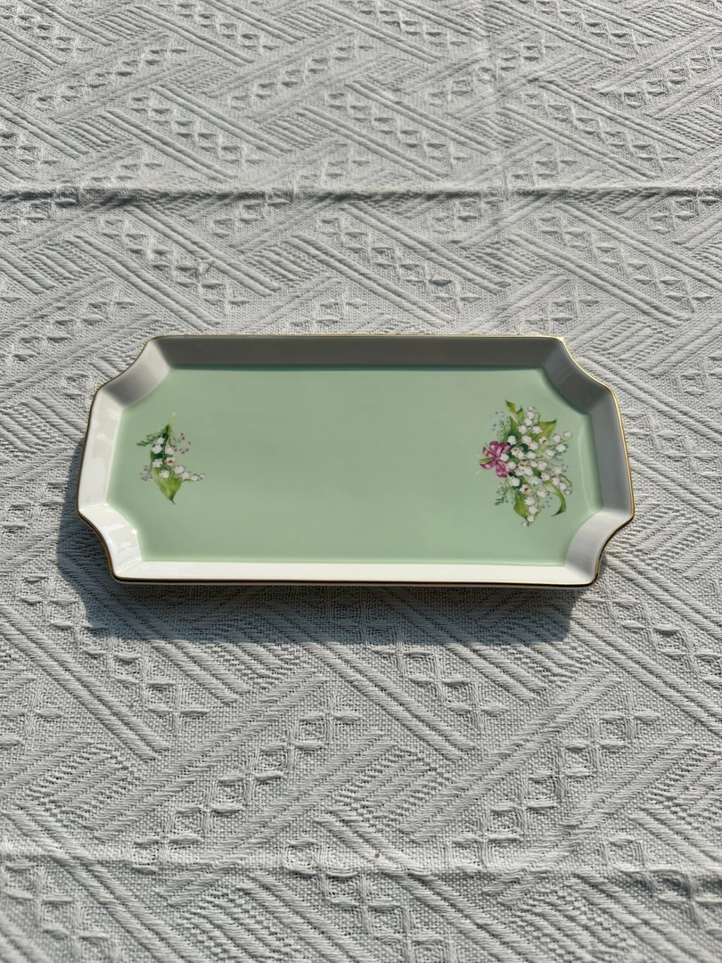 【一起淘儿】B46# 铃兰小长方盘 ANNA16点 盘子 陶瓷盘子 精瓷