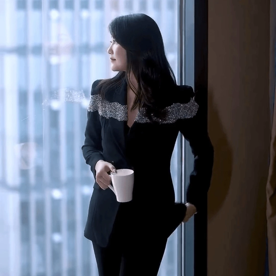 秋冬法式黑色钻钻长袖微喇裤西装套装