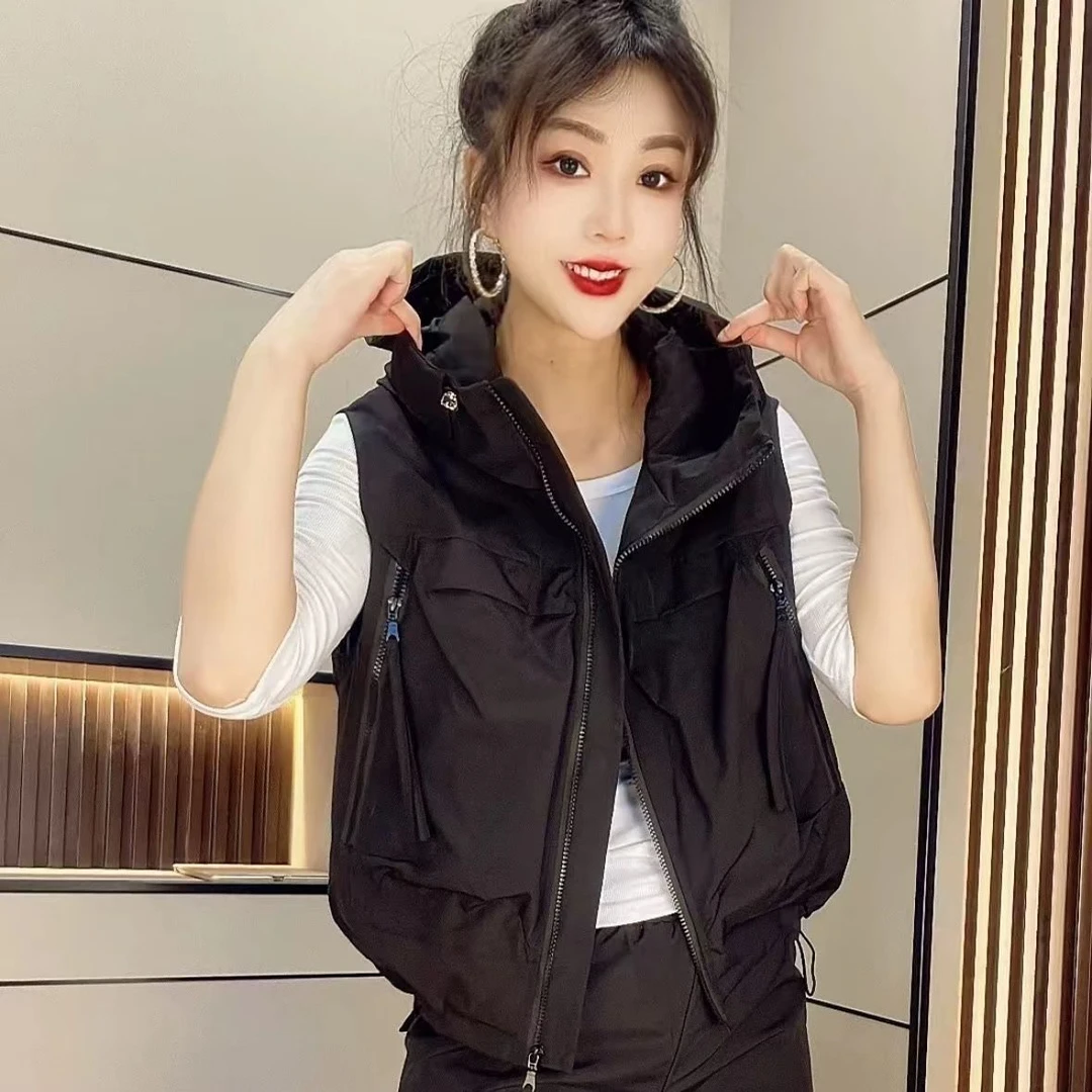 秋季外贸马甲女短款2025ins韩版宽松加厚外套连帽减龄拉链衣长