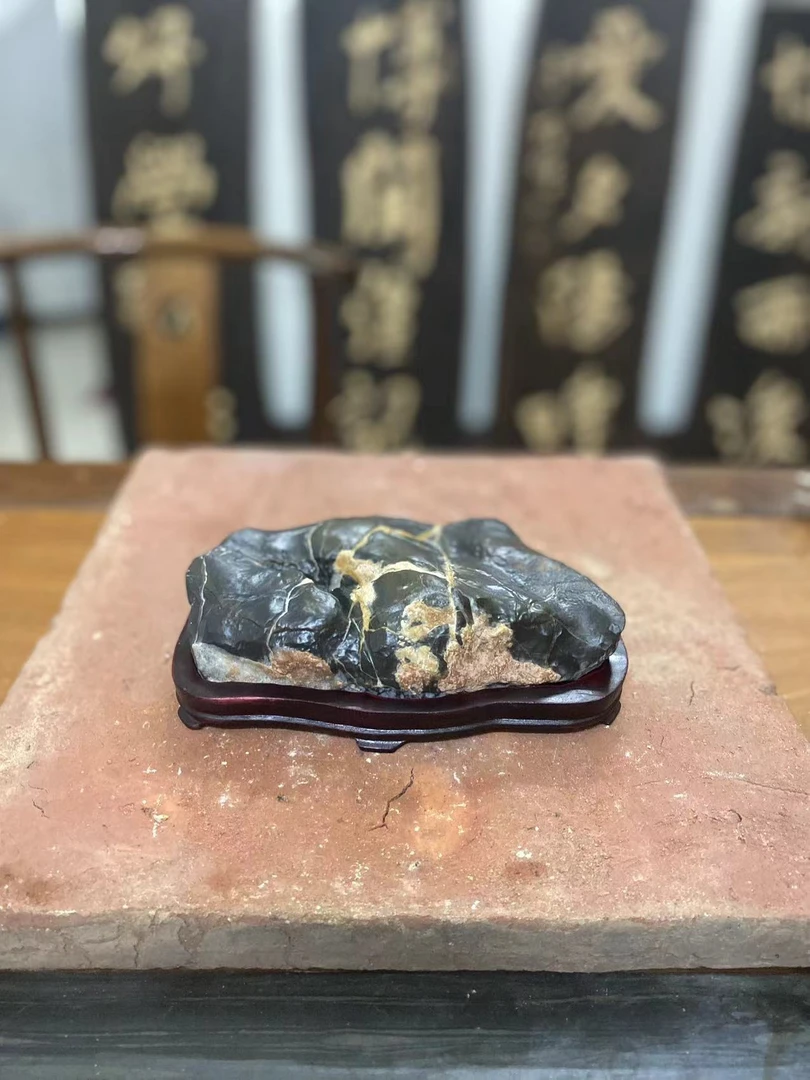 灵璧石案头摆件客厅书房茶桌原石老料鹅蛋青平远山深沟壑倒流香
