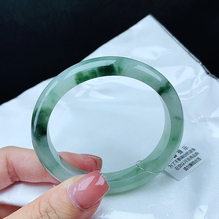 翡翠手镯未镶嵌54贵妃