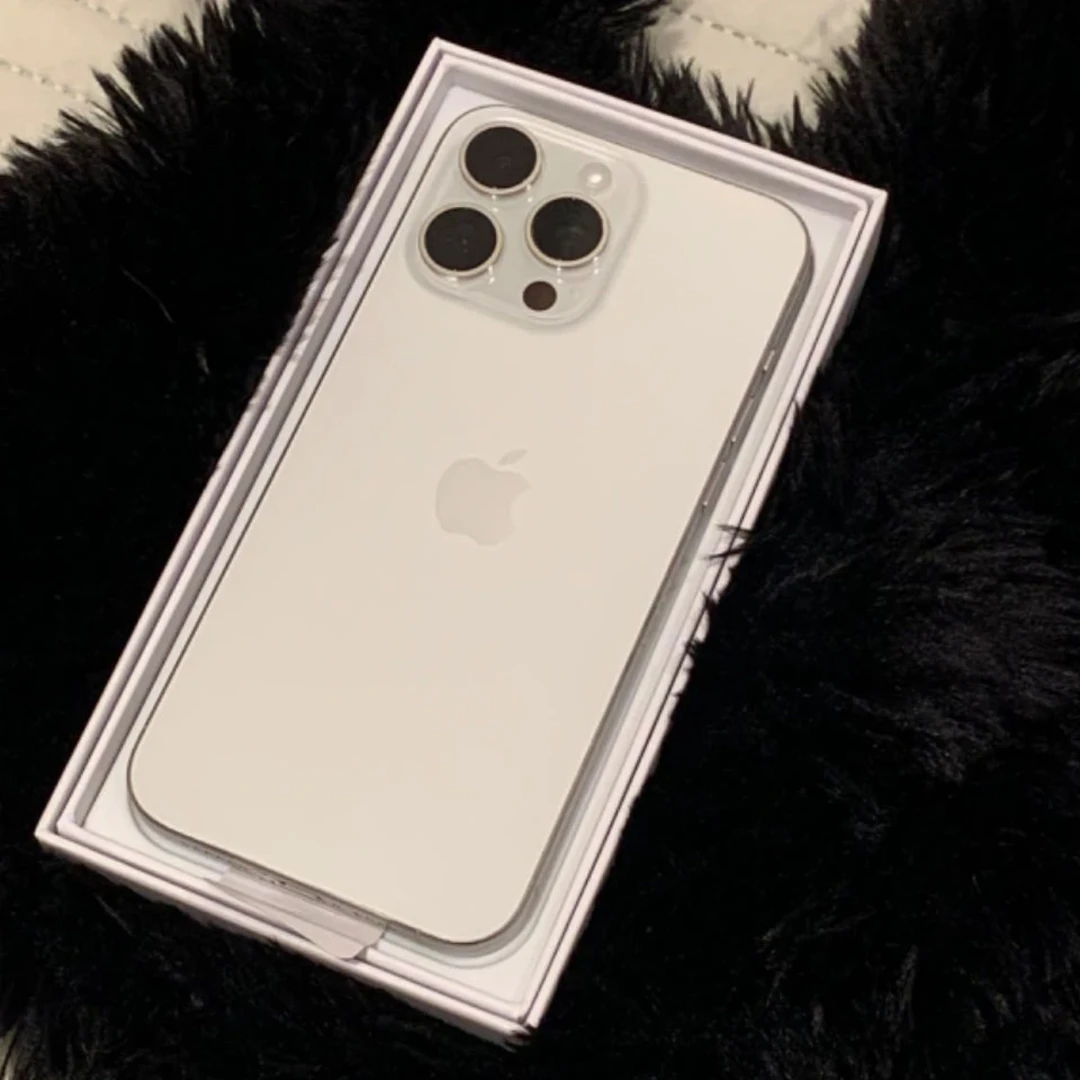 准新品 Apple/苹果  苹果iPhone 15 pro max 国行双卡